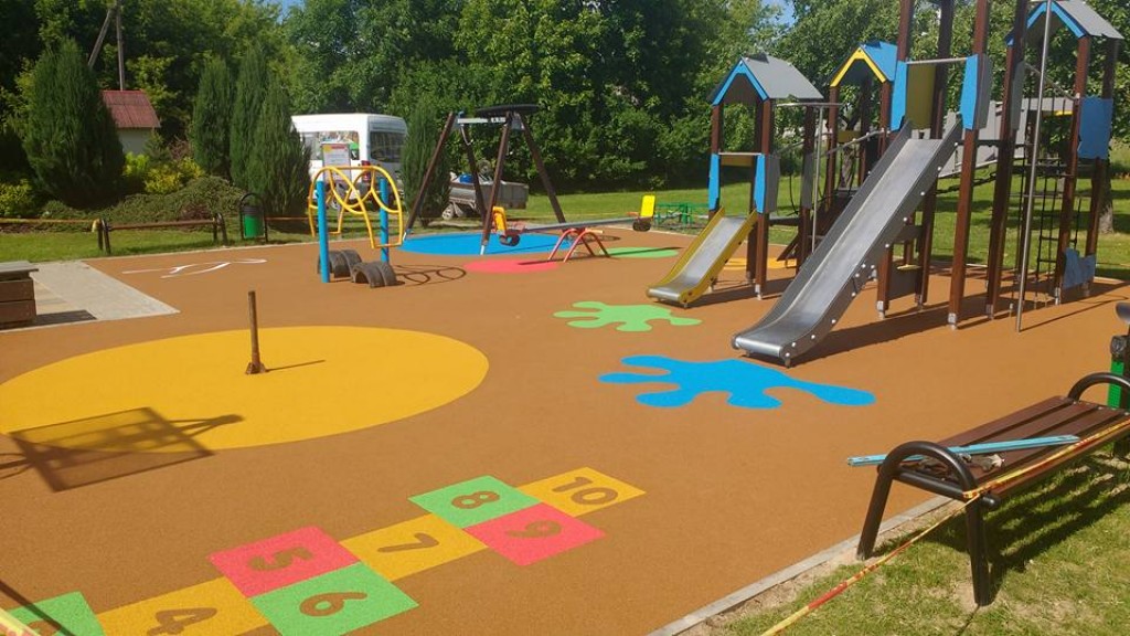 Smūgius sugerianti danga aikštelei