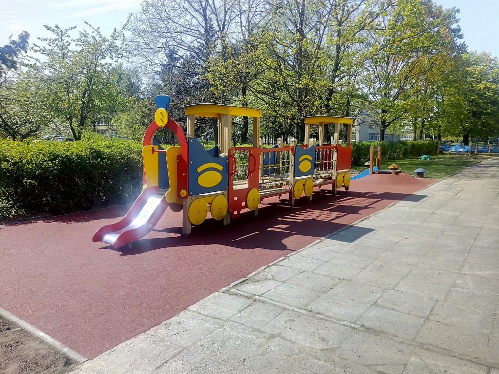 Smūgius sugerianti danga aikštelei