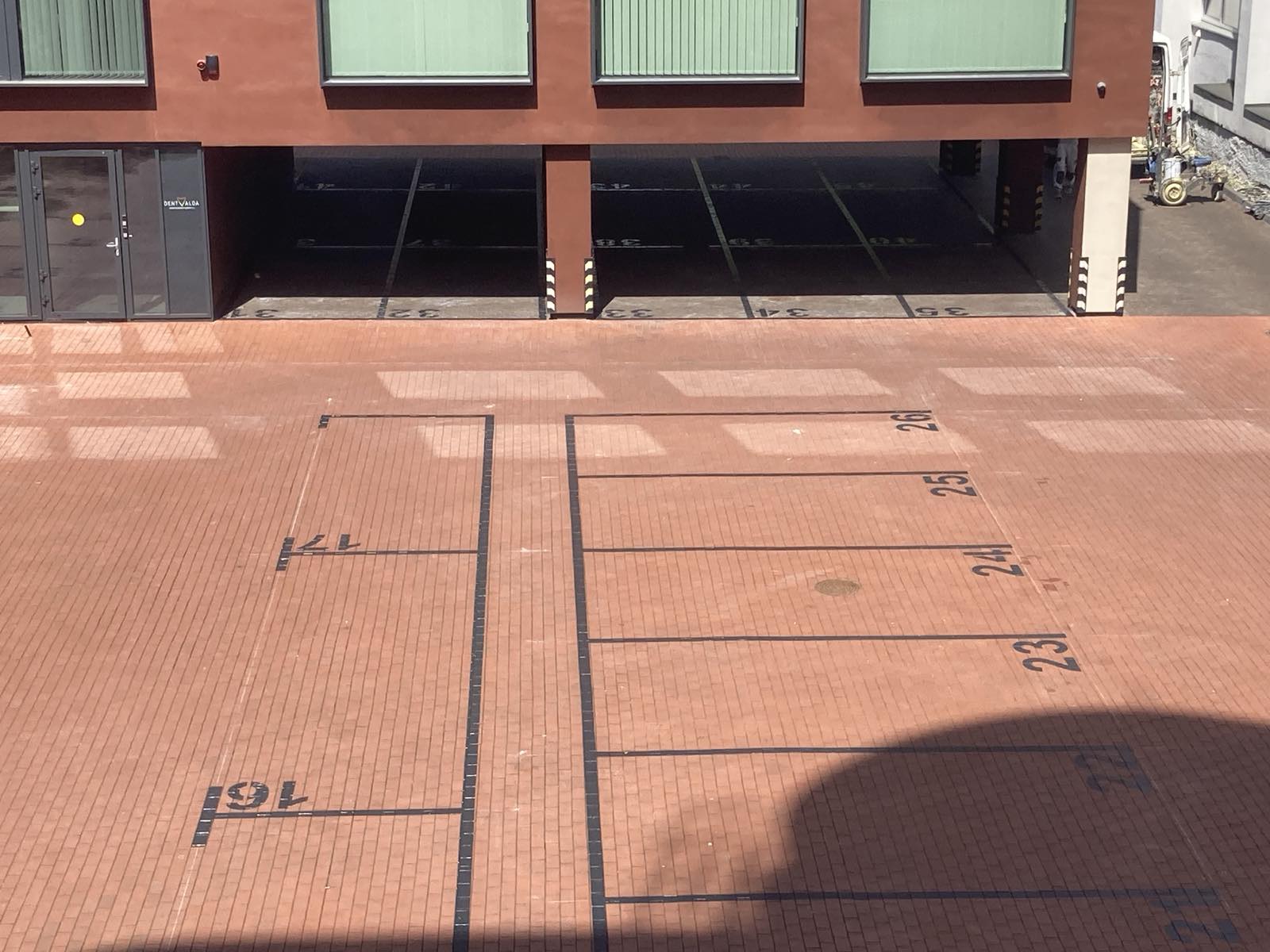 liejama danga aikštelėms