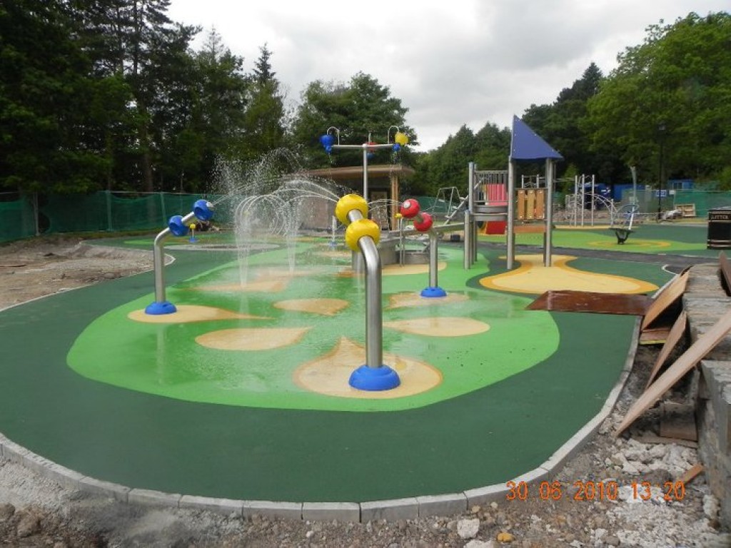 Smūgius sugerianti danga aikštelei