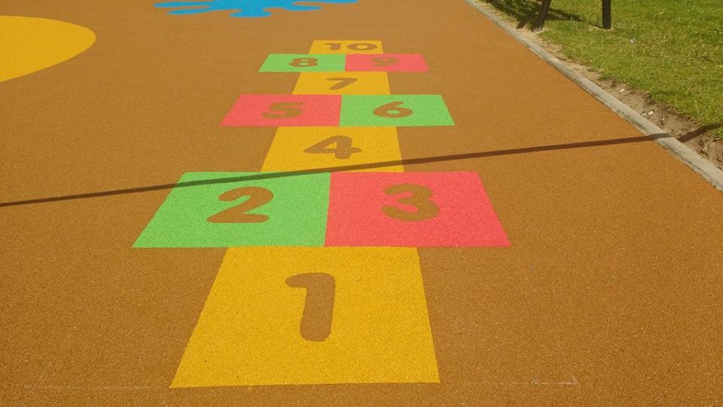 spalvota liejama danga