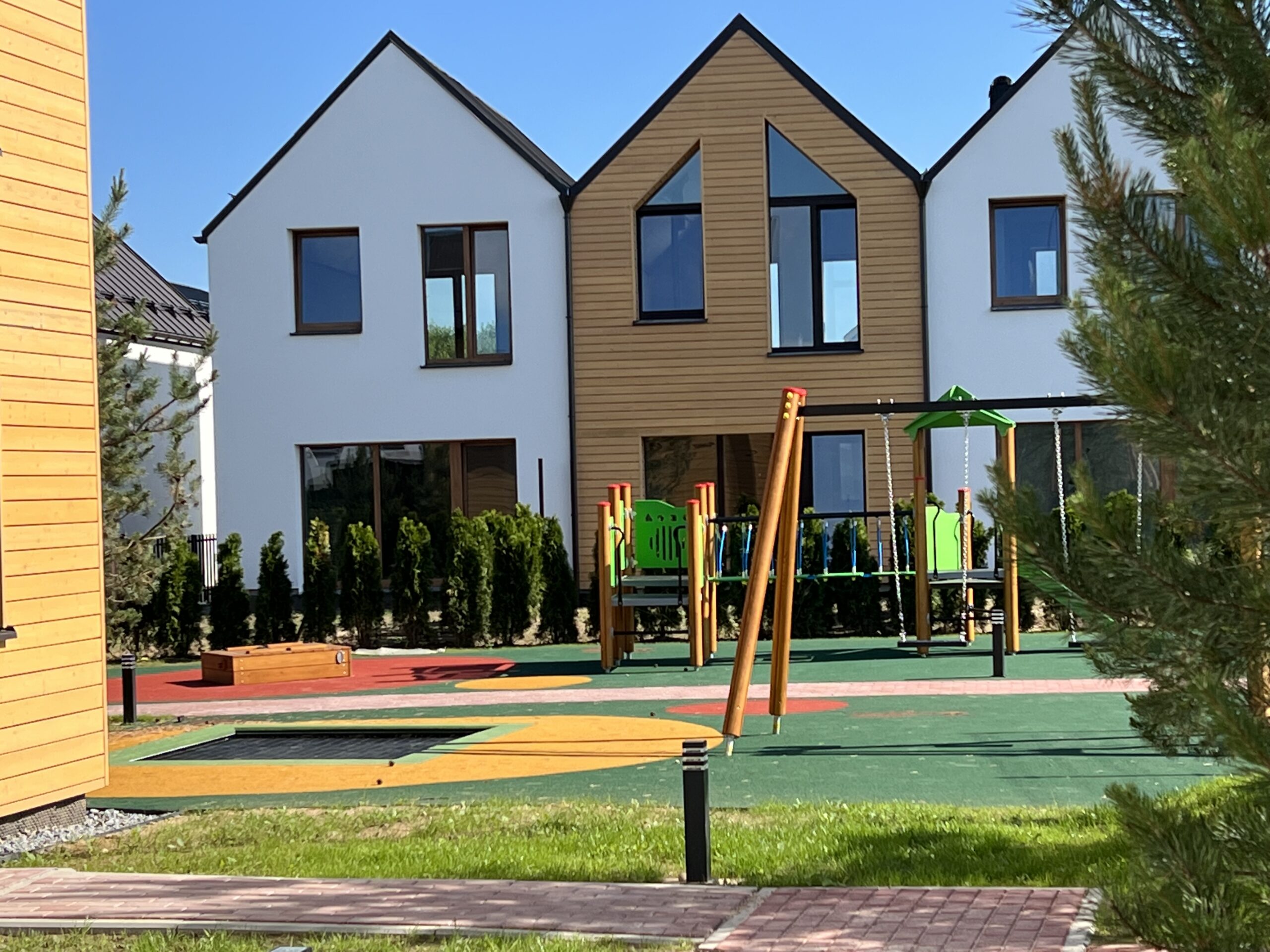 liejama guminė lauko danga