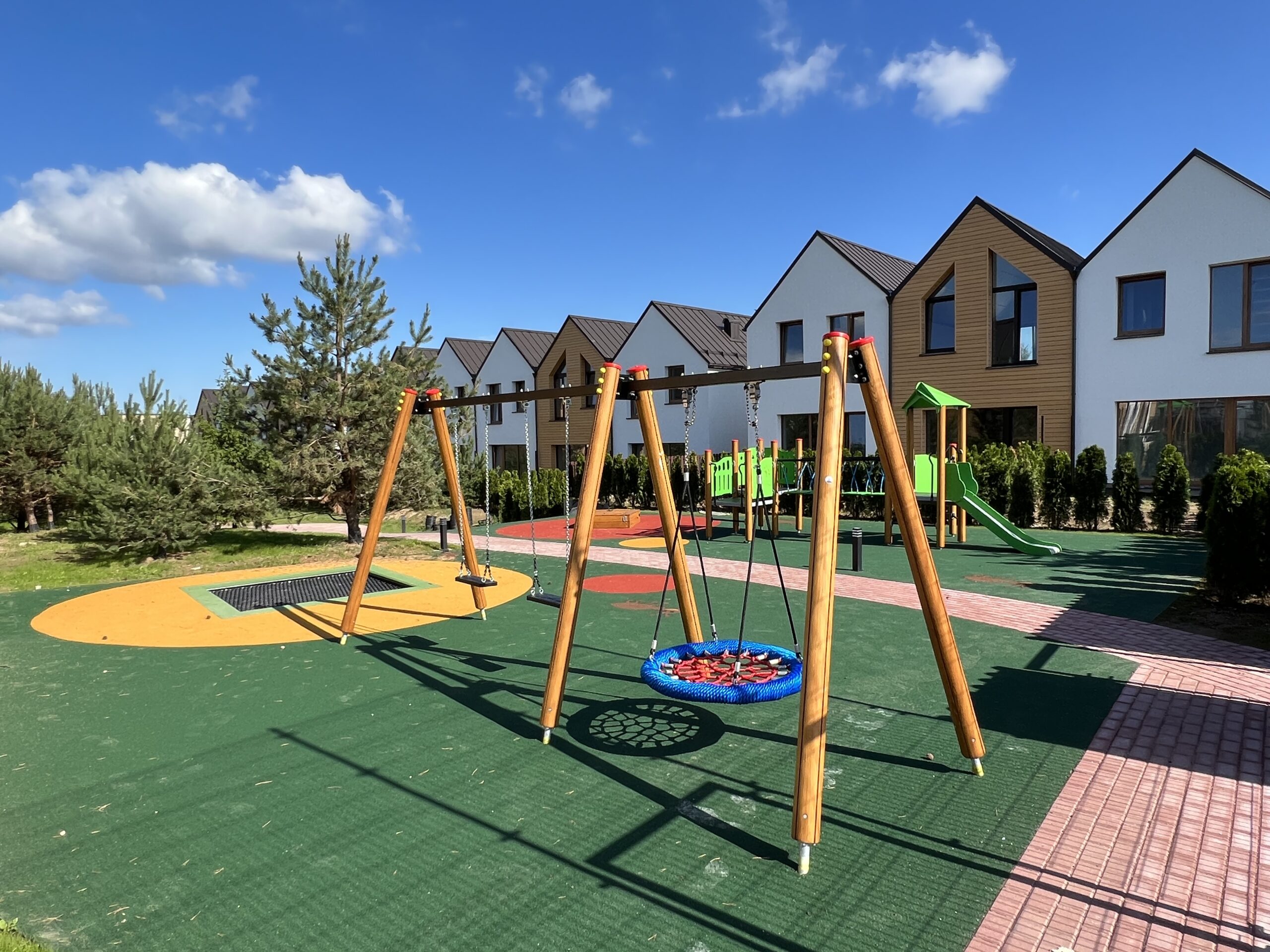 liejama guminė lauko danga