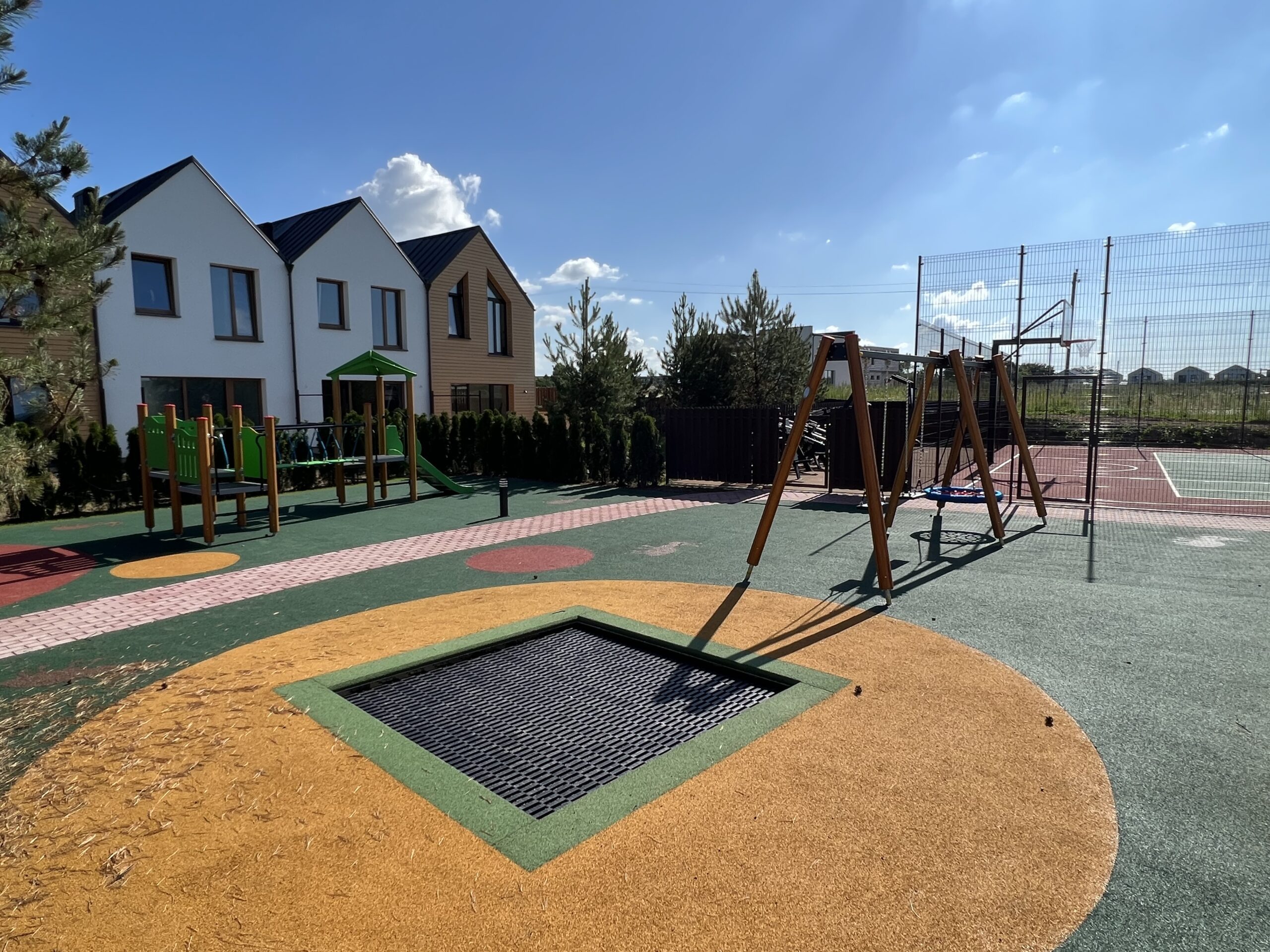 liejama guminė lauko danga