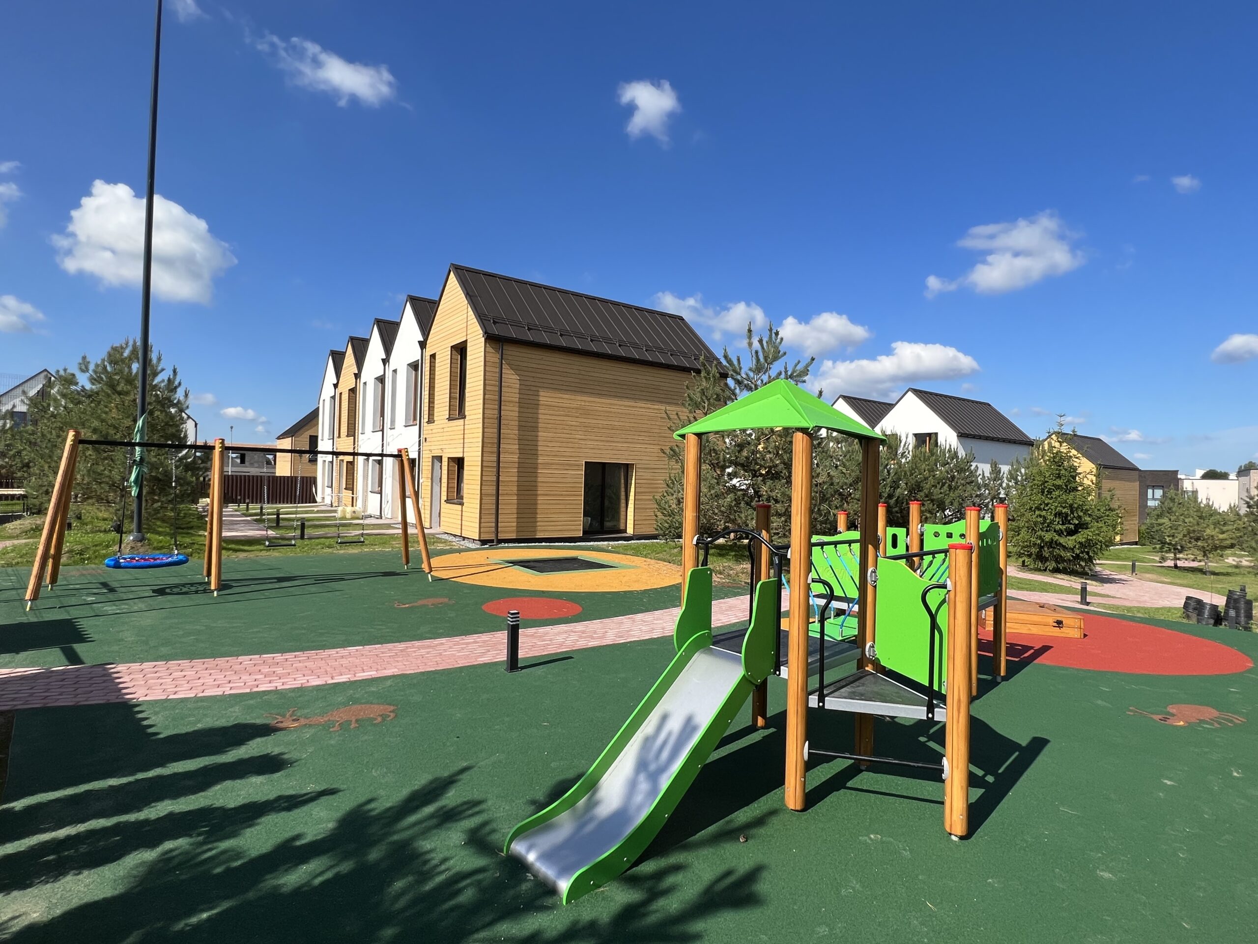 liejama guminė lauko danga