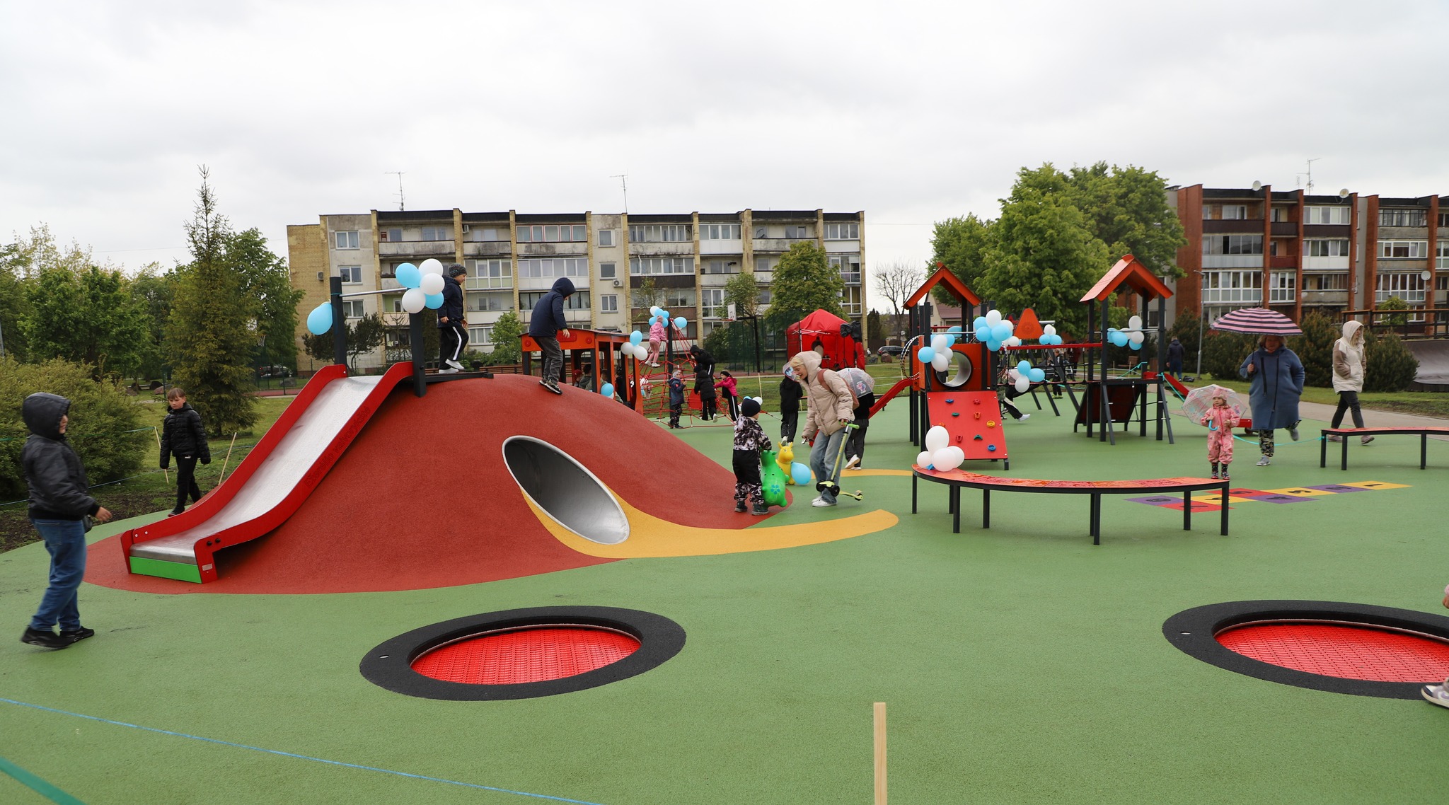 EPDM liejama danga aikštelėms